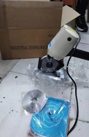 Industrial Material Cutting Machine - main view