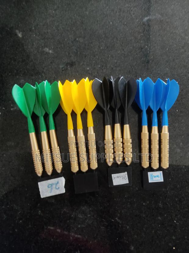 Beginner Steel Darts - Set Of 4 Multicoloured Flights