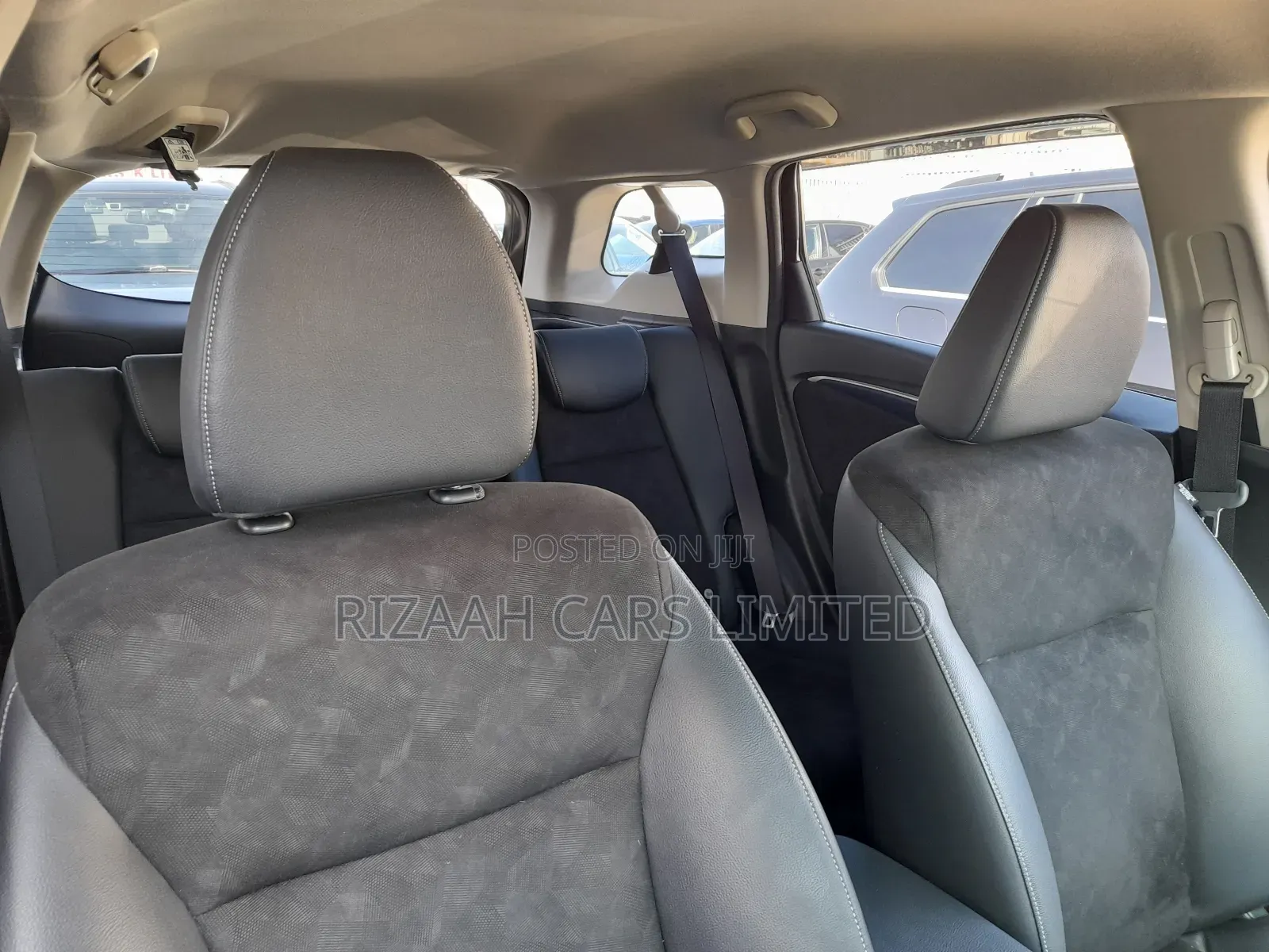 Honda Fit Shuttle 1.5 Hybrid 2WD 2018 Black