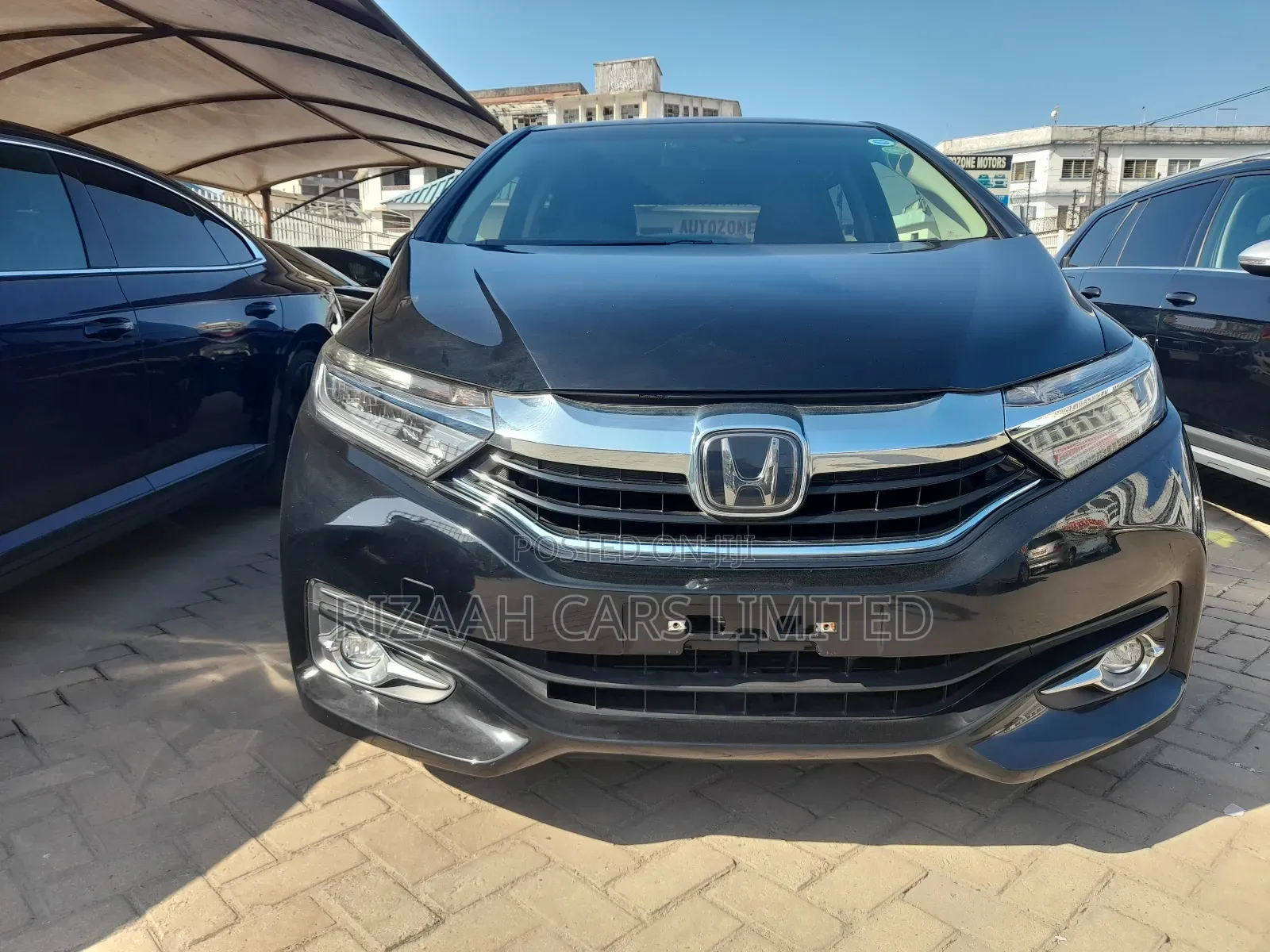 Honda Fit Shuttle 1.5 Hybrid 2WD 2018 Black