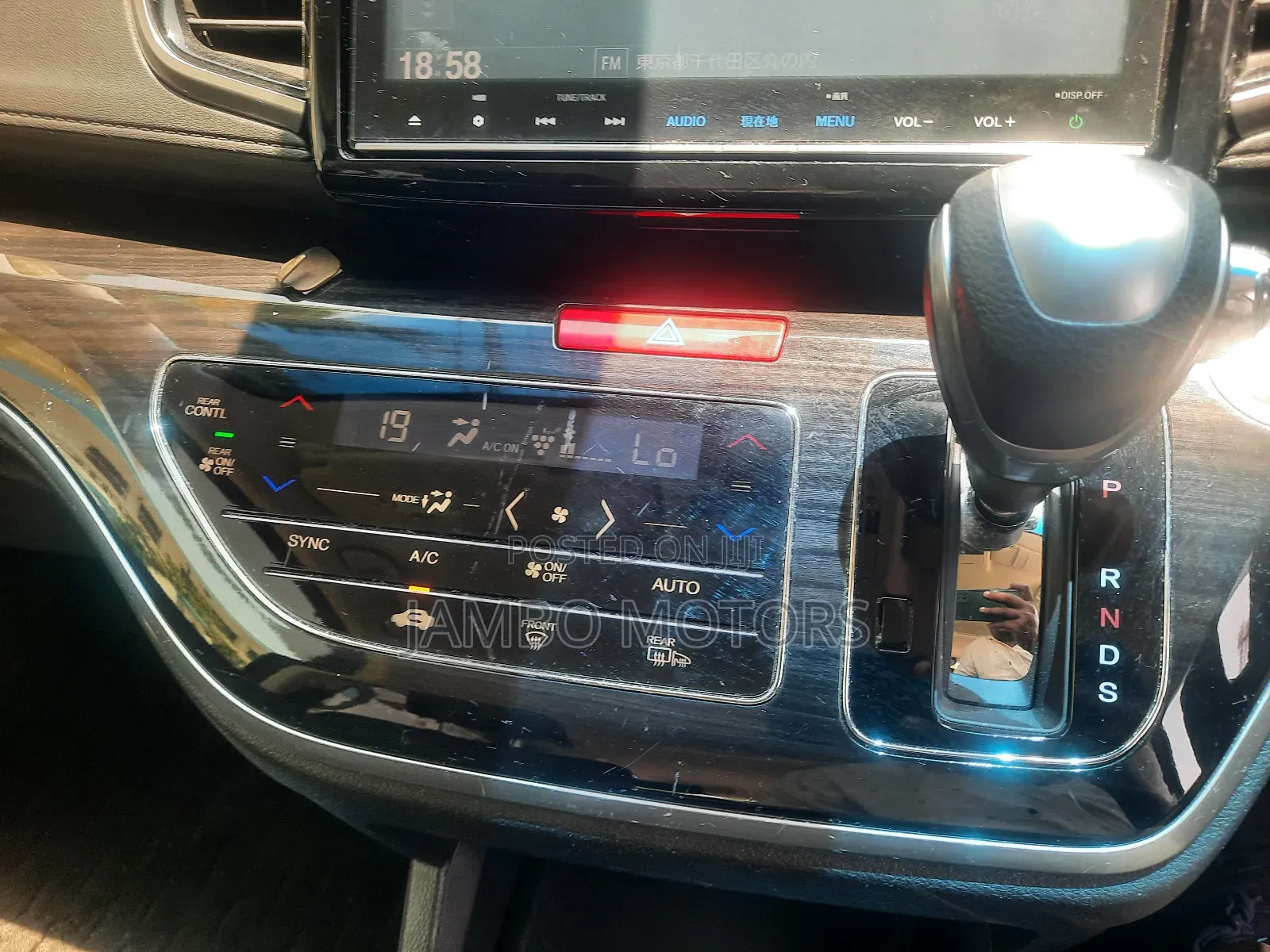 Honda Odyssey 2.0 Hybrid (8 seater) 2018 Silver