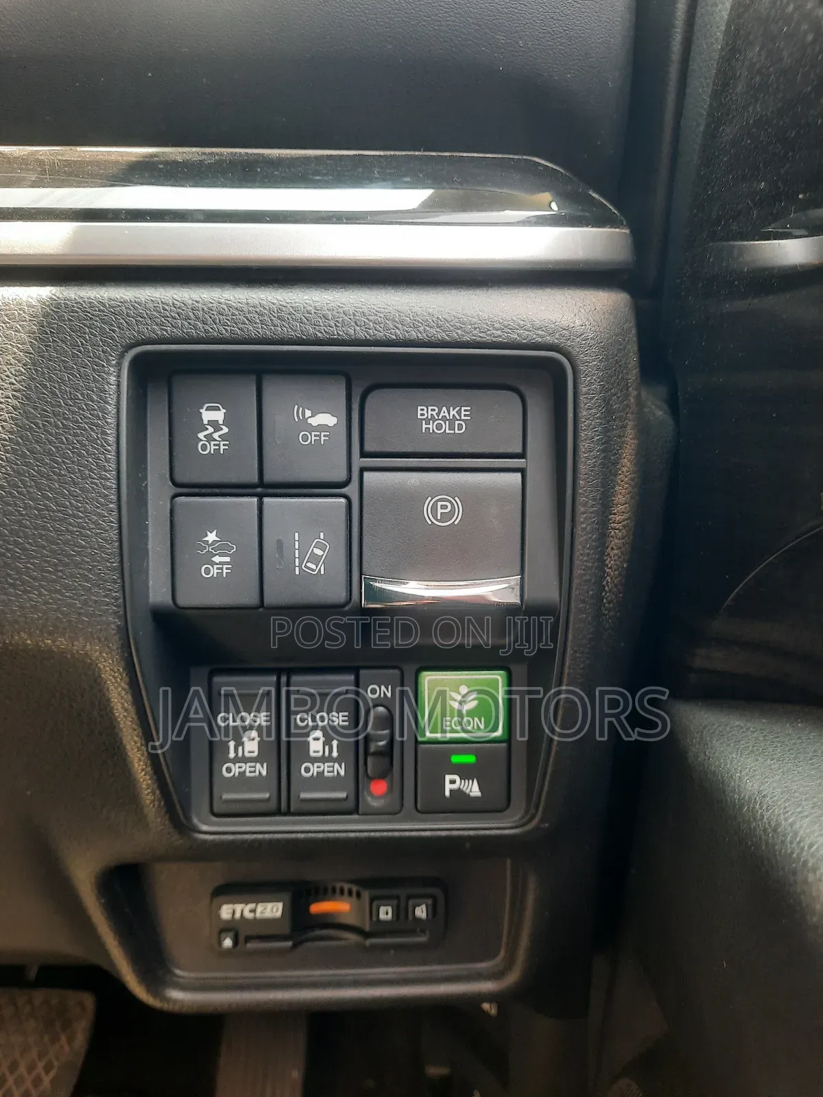 Honda Odyssey 2.0 Hybrid (8 seater) 2018 Silver