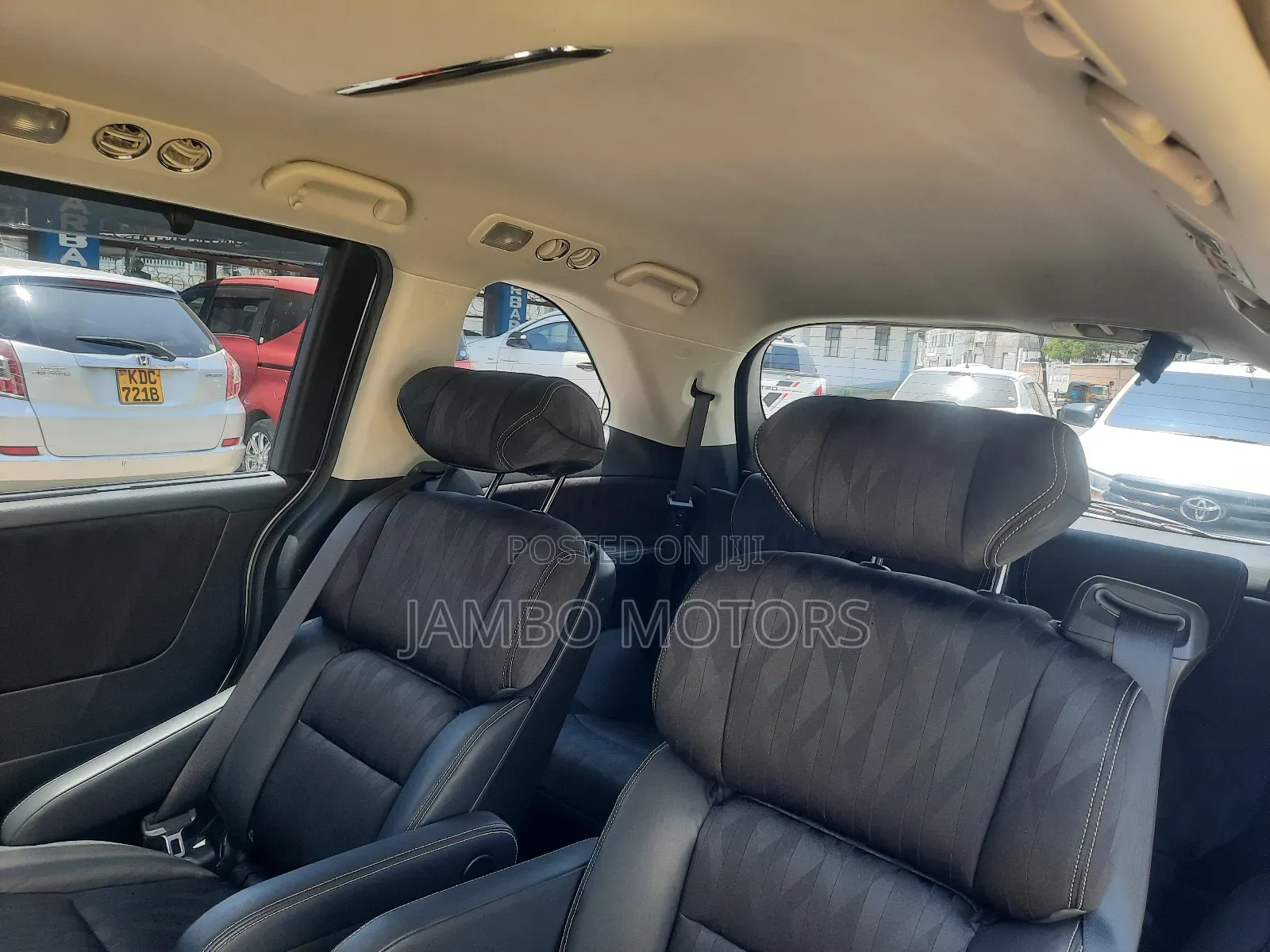 Honda Odyssey 2.0 Hybrid (8 seater) 2018 Silver