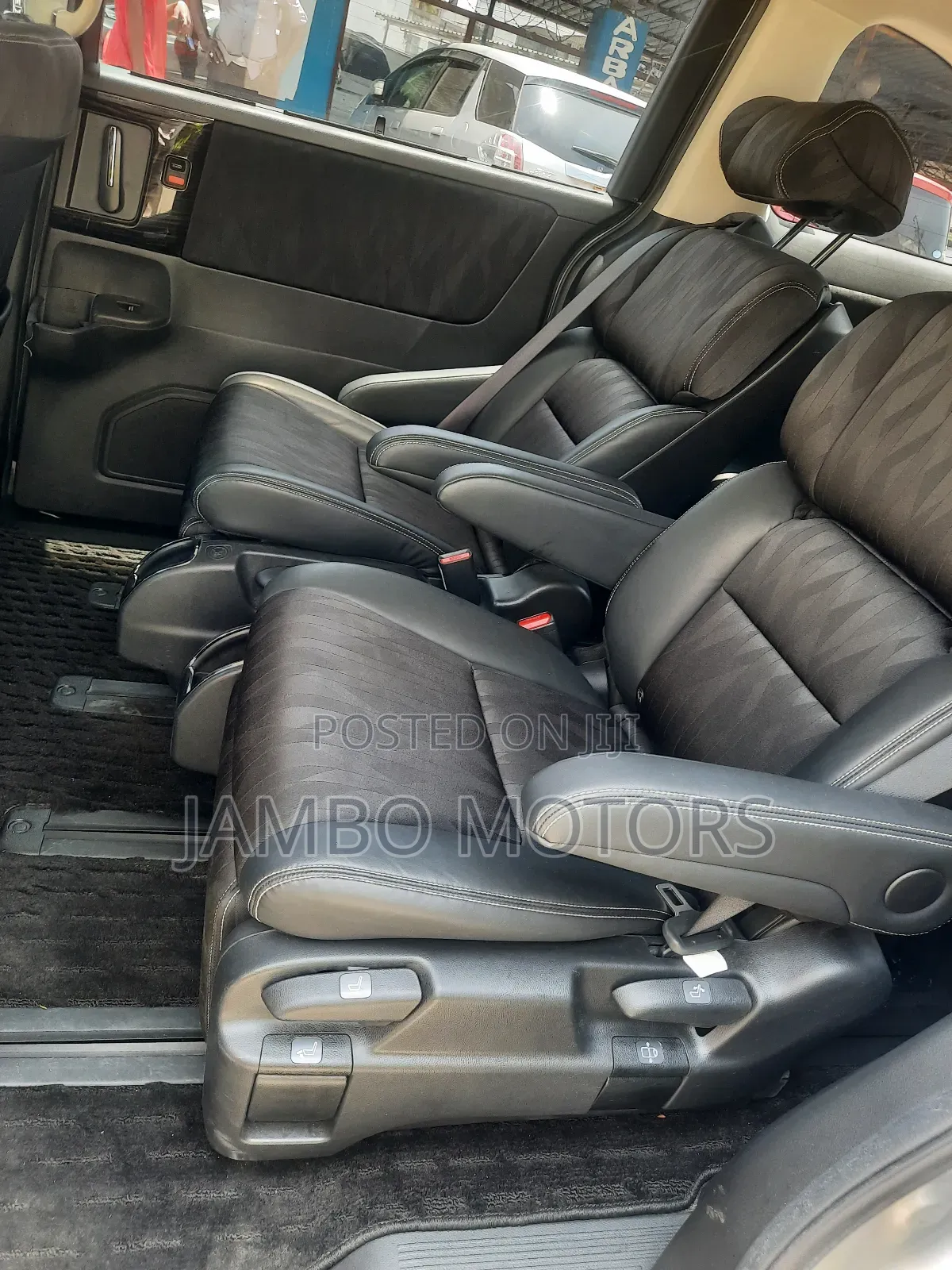 Honda Odyssey 2.0 Hybrid (8 seater) 2018 Silver