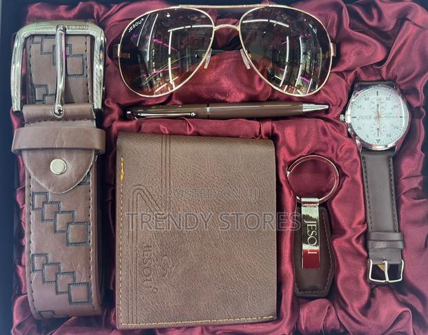 6 In 1 Brown Leather Men's Gift Set - main view