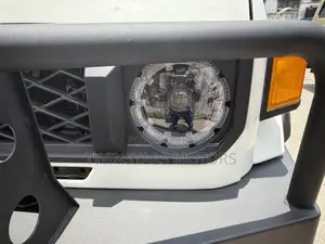 Toyota Land Cruiser 4.6 V8 GX 2018 White