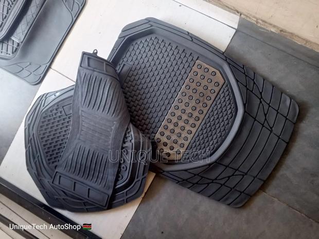 5pc Universal Car Floor Mats ,Silver Patch Waterproof