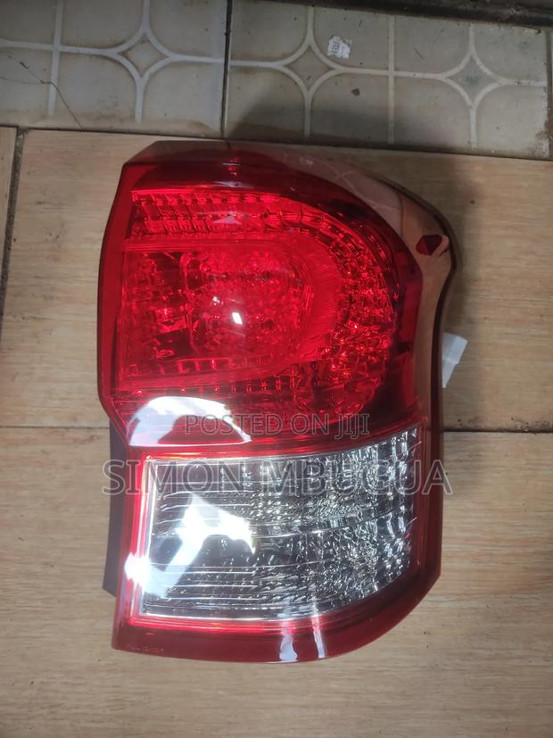 Toyota Fielder 2014 Taillight - thumbnail 2