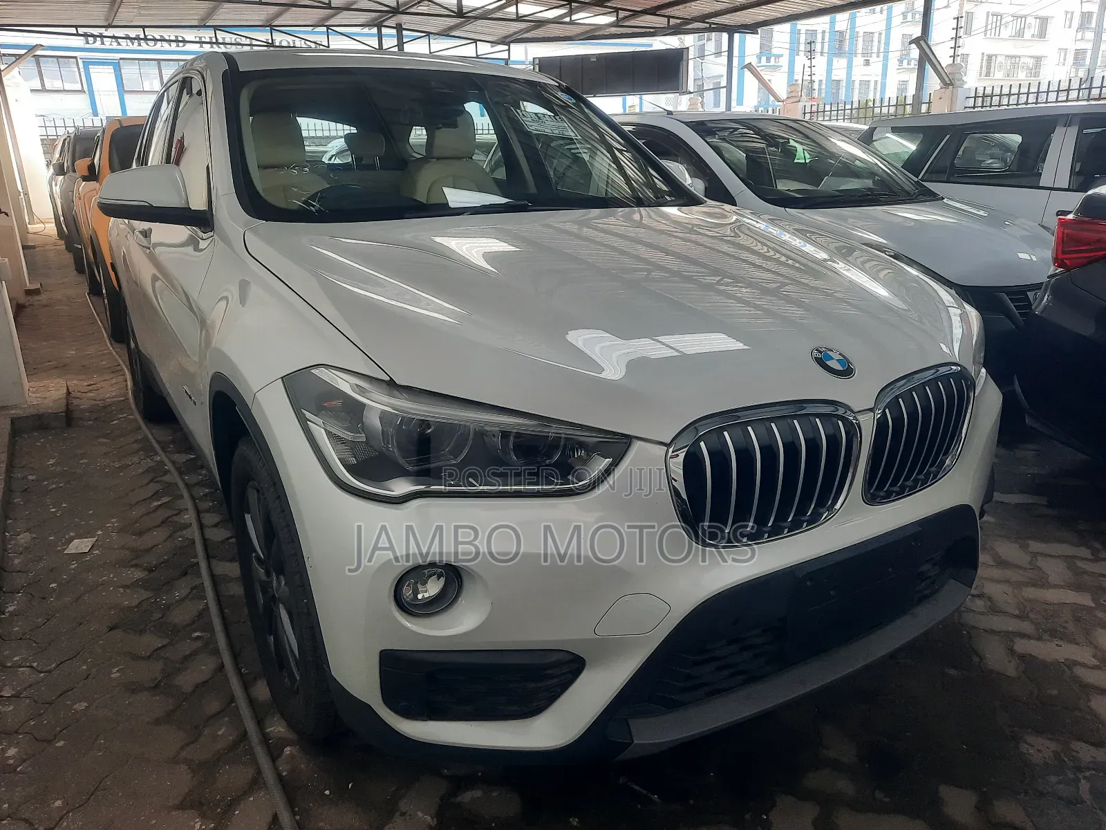 BMW X1 sDrive28i FWD 2018 White