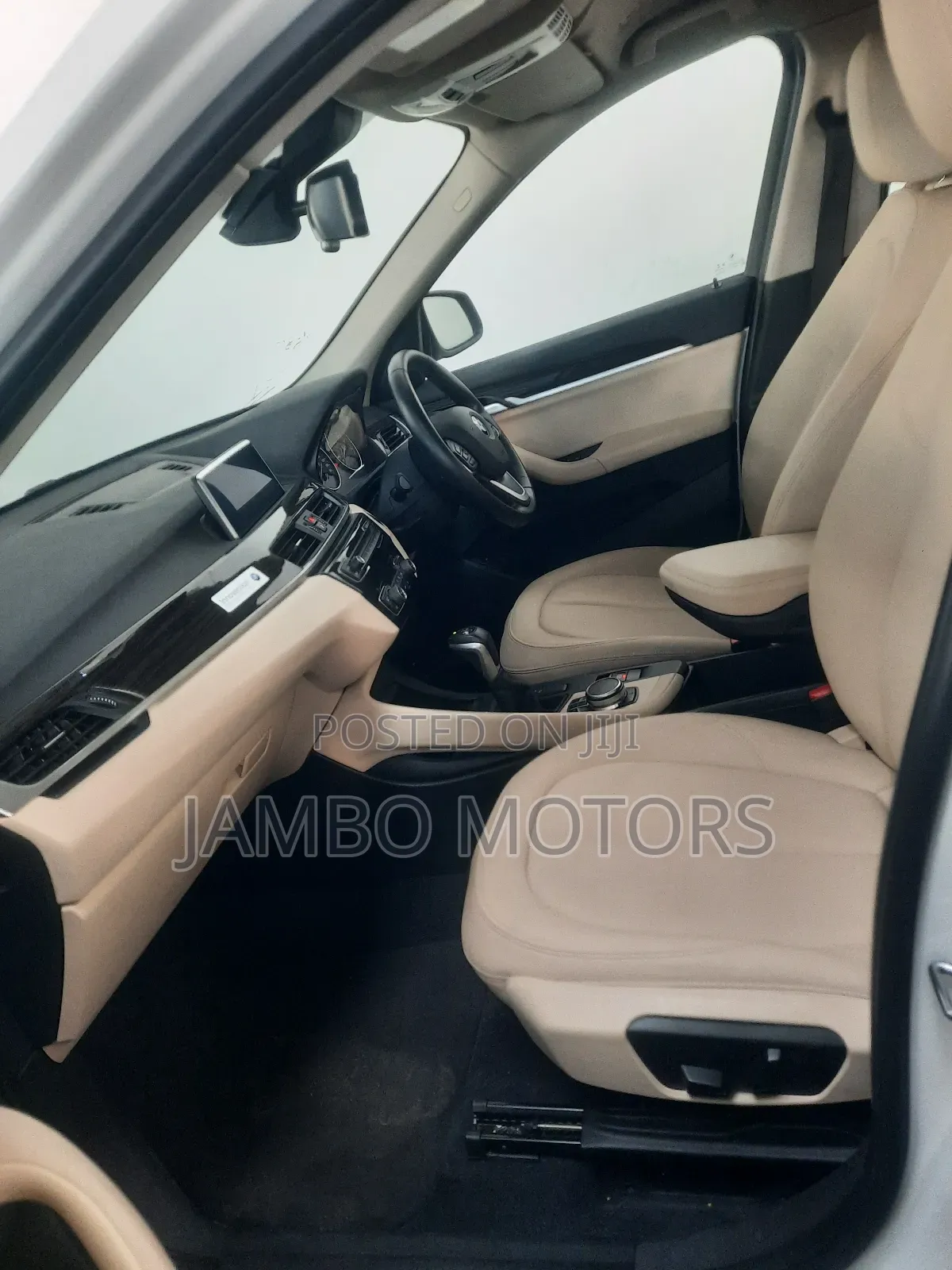 BMW X1 sDrive28i FWD 2018 White
