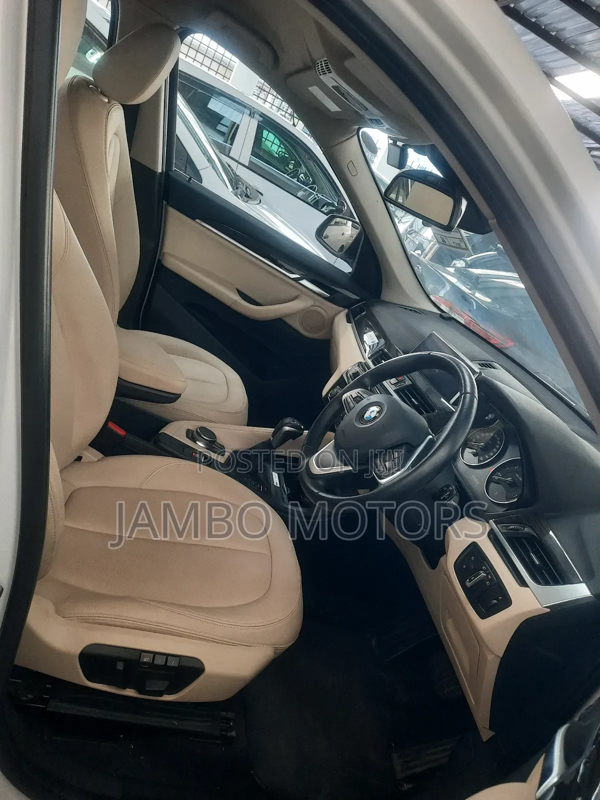BMW X1 sDrive28i FWD 2018 White