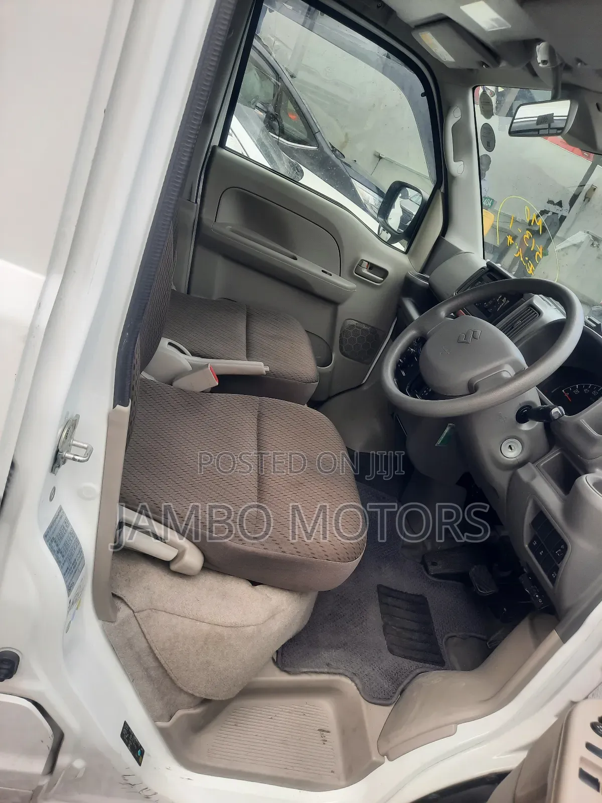 Suzuki Every 2018 White