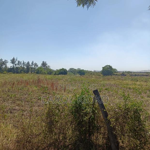 Kavoo Along Machakos Wote Road - thumbnail 3