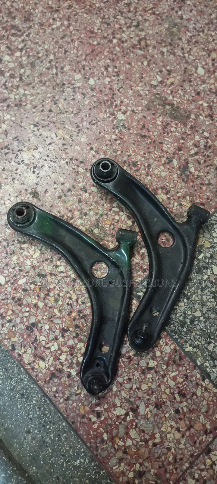 Toyota Belta Vitz Axio Control Arm