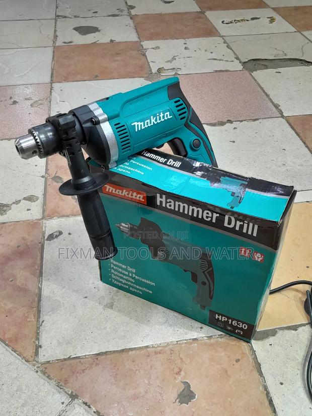 Makita Impact Drill 710 Watts Strong on Construction