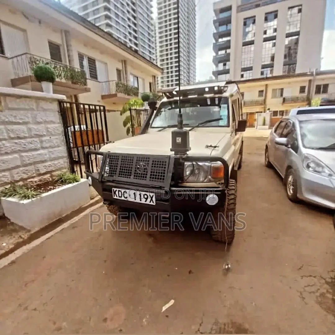 Tour Safari Vans and Overland Trucks