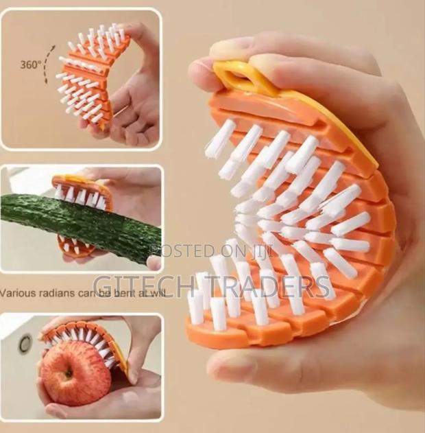 Flexible Vegetable Cleaning Brush - main view