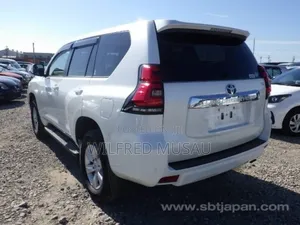 Toyota Land Cruiser Prado 2.7 2018 White