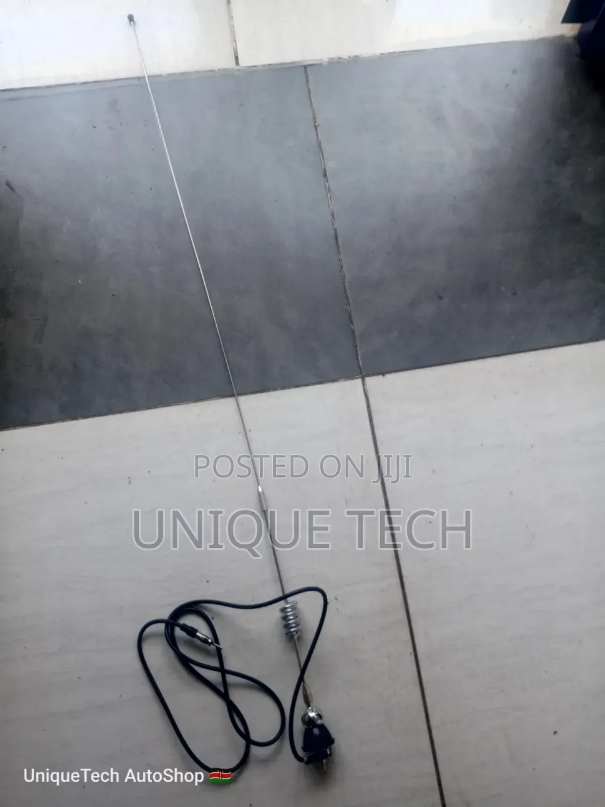 Universal Fit Car Antenna/Aerial