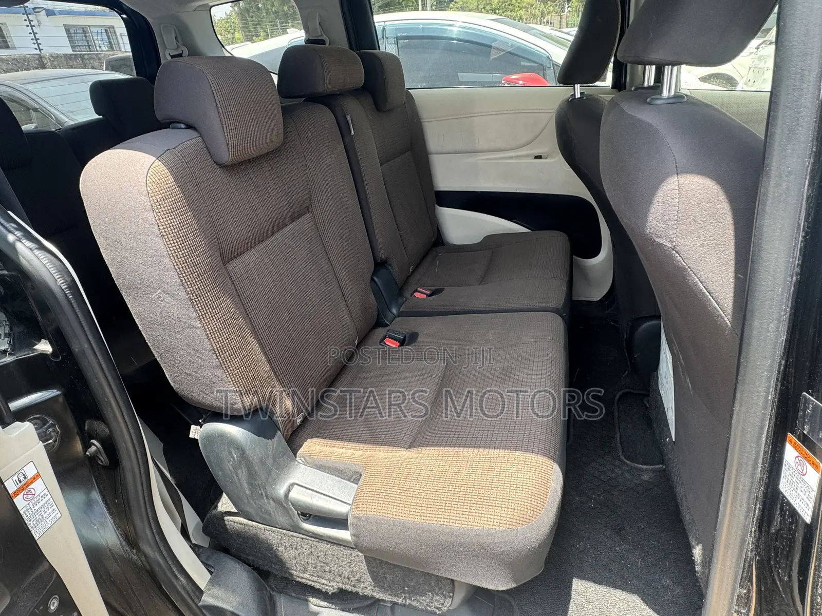 Toyota Sienta 1.5 AWD 2015 Black
