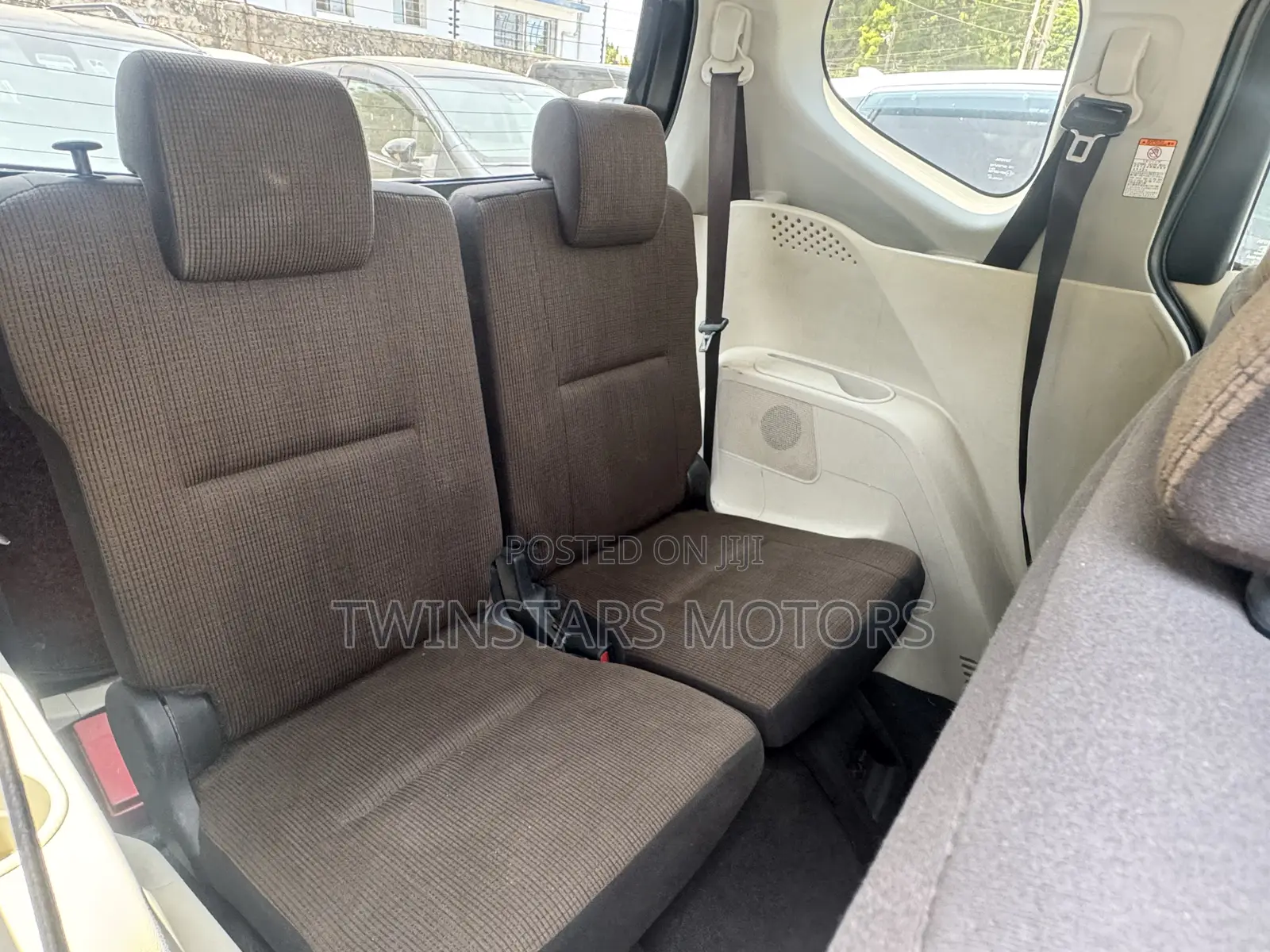 Toyota Sienta 1.5 AWD 2015 Black