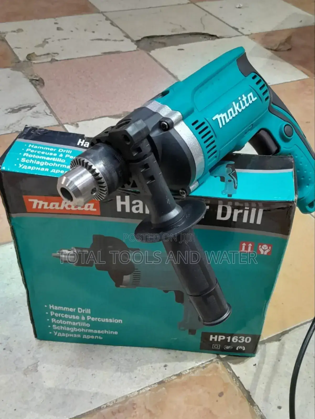 Makita Impact Drill Machine 710w and Free Bits