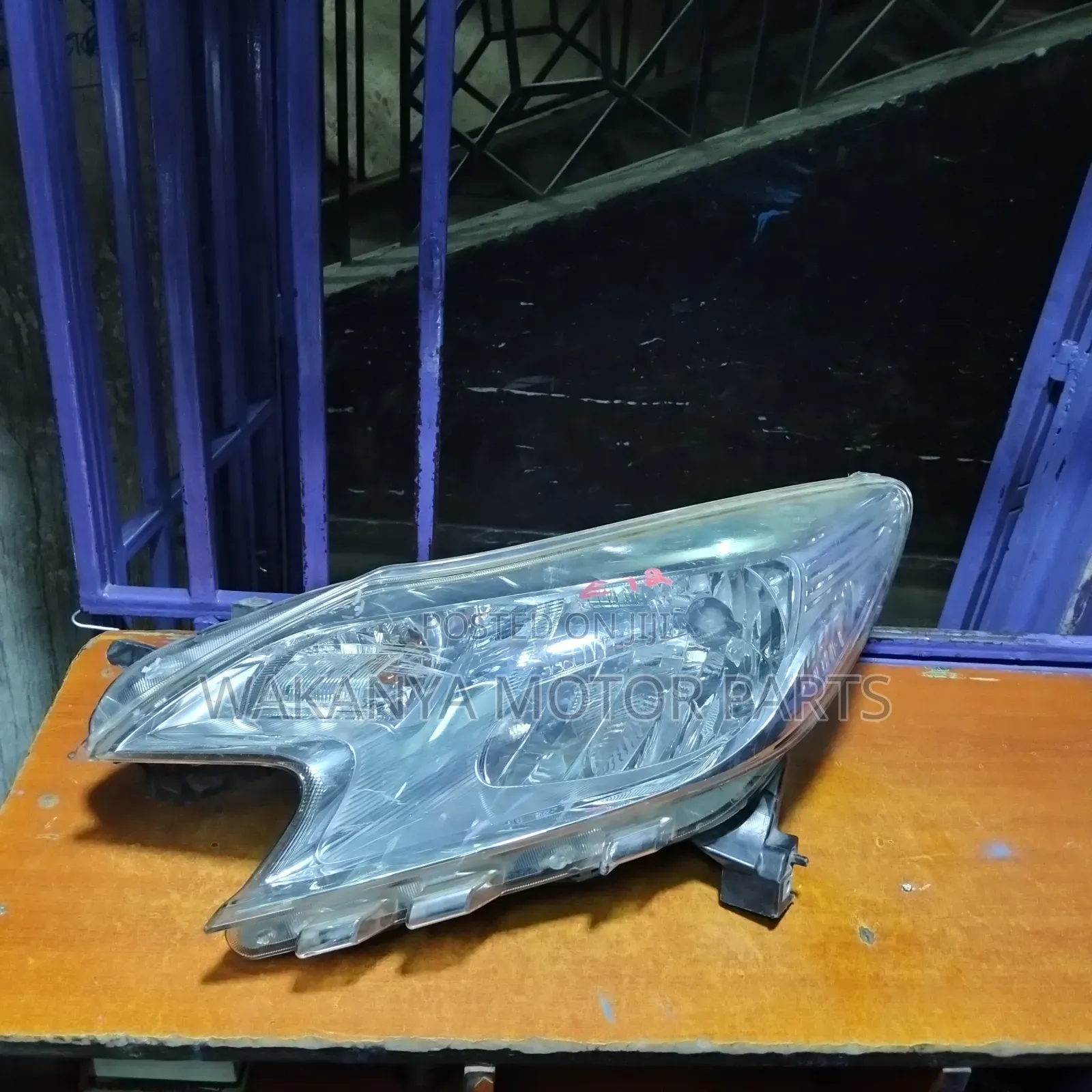 Nissan Note E12 Non Xenon Headlamp, 2012/14. Ex Japan