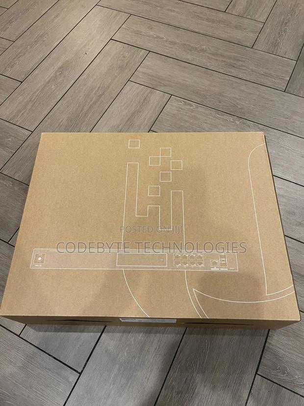 Ubiquiti Dream Machine Special Edition (Udm-Se) - main view