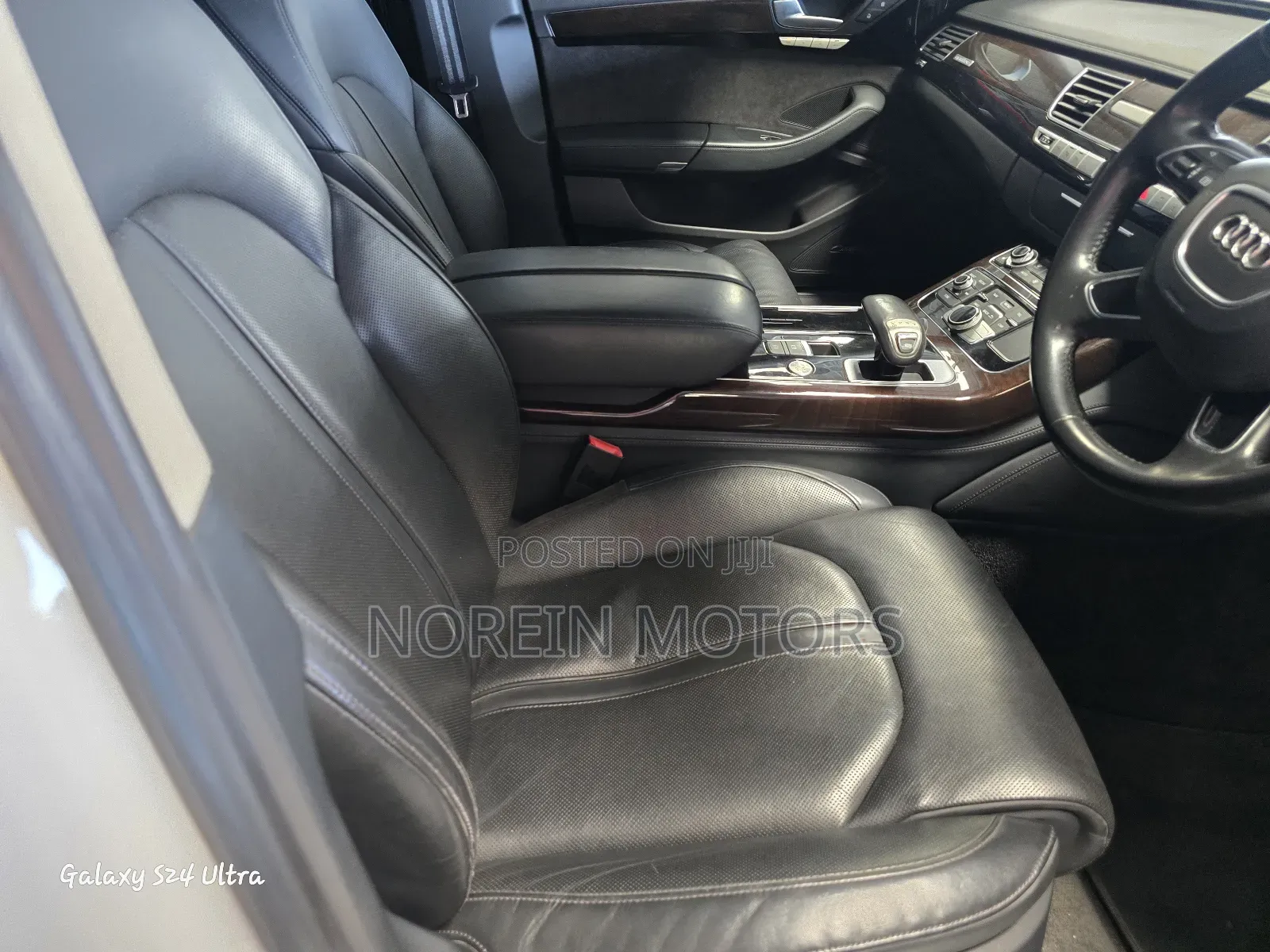 Audi A8 2018 Off white