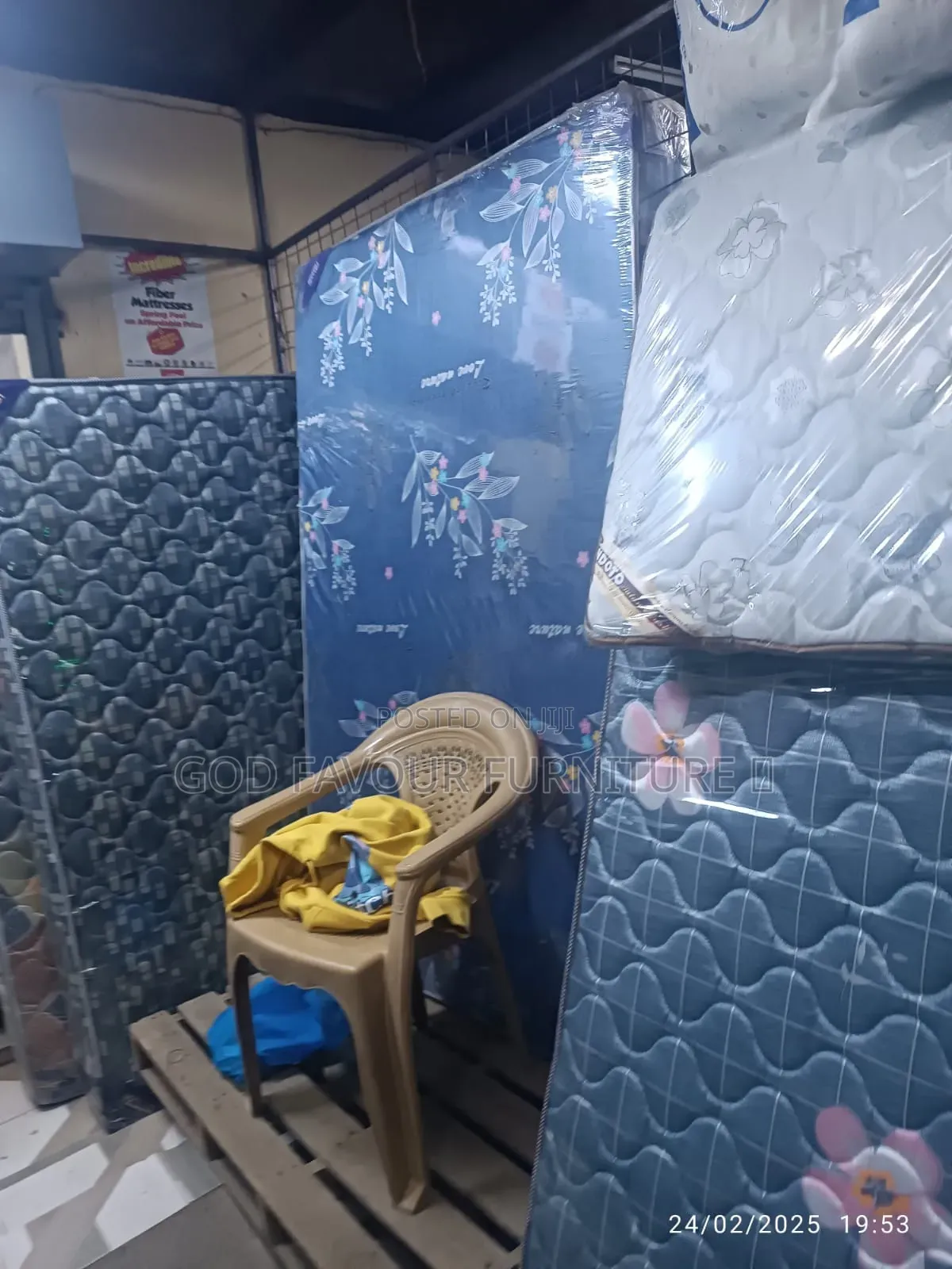 Brand New Fibre Matress 4 by 7 Vg4ed