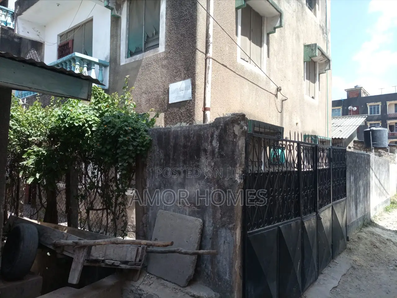 2bdrm Block of Flats in Mikindani for sale