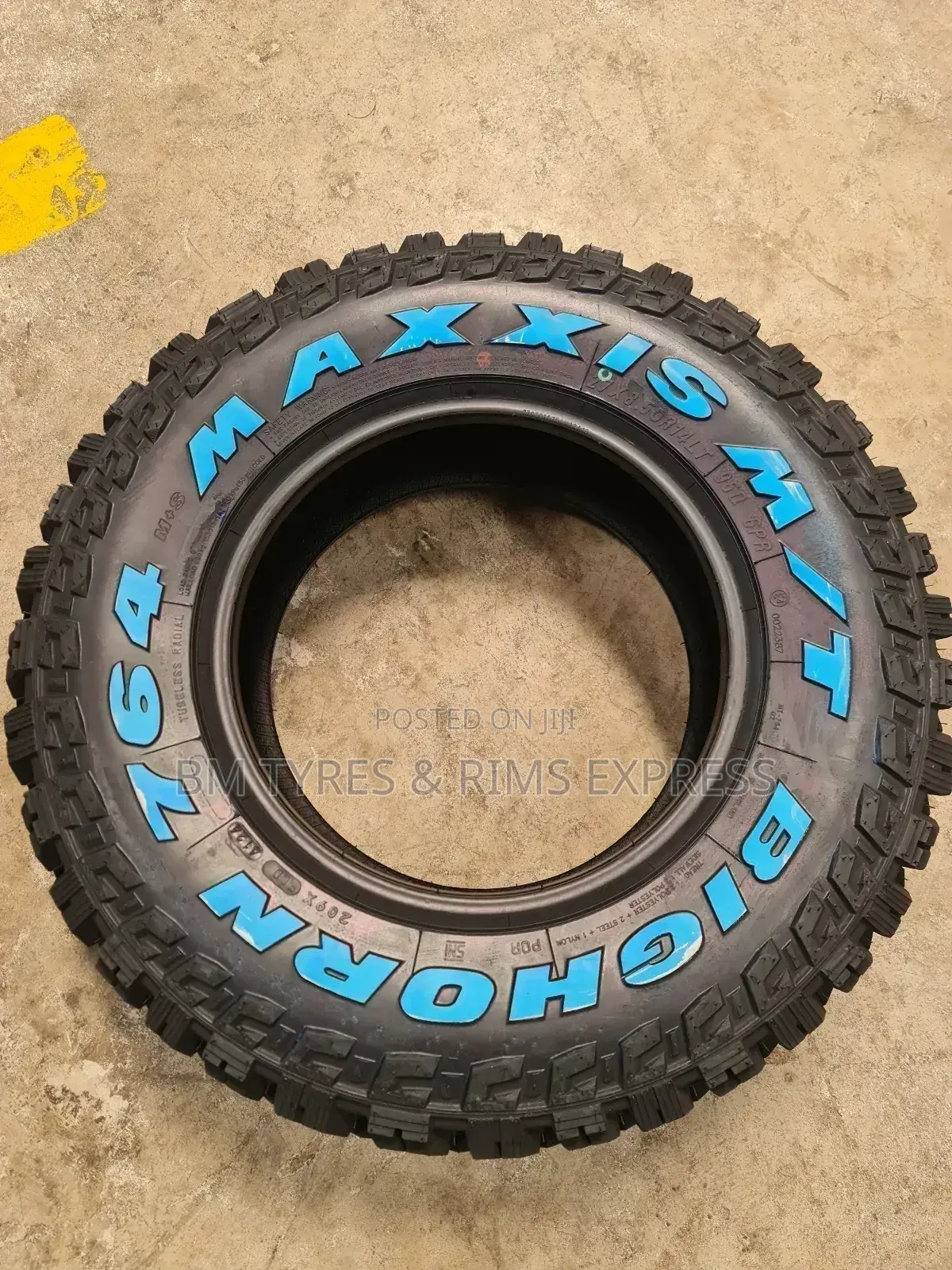 27x8.50r14 Maxxis (Mt) New Technology) Commercial.