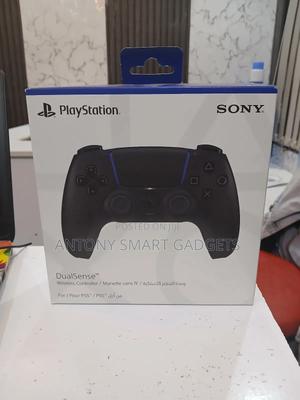 Playstation 5 Dualsense Wireless Controller - thumbnail 2
