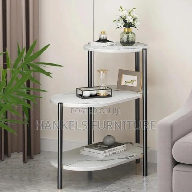3 Tier End Table - main view