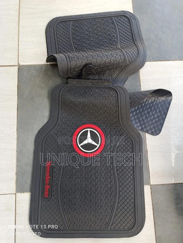 Universal Fit Mercedes-Benz Rubber Floor Mat Set