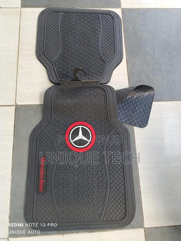 All-Weather Universal Mercedes-Benz Floor Mats