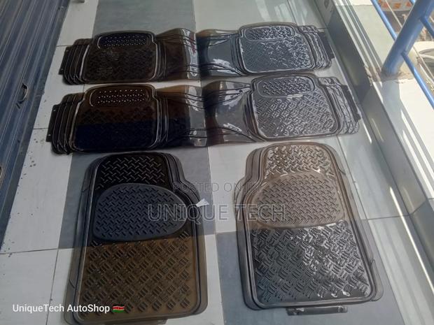 Waterproof Floor Mats for Noah/Voxy (Anti-Slip Design
)