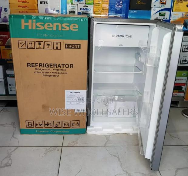 Hisense Double Door Refrigerator 94 Litres - thumbnail 2