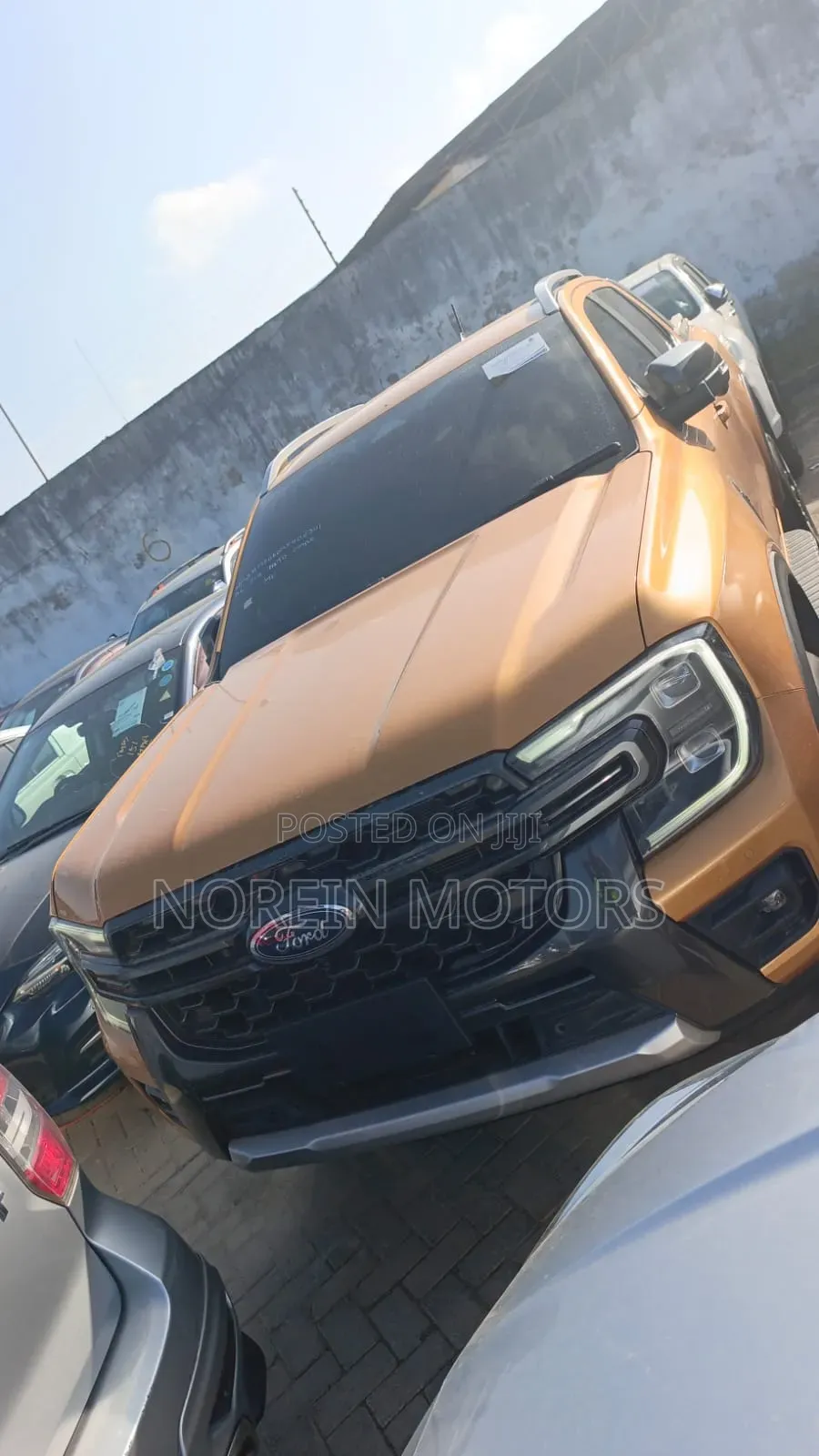 New Ford Ranger Wildtrak 2023 Orange
