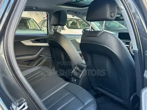 Audi A4 2.0T Premium AWD quattro 2017 Blue