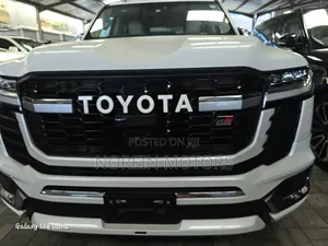 New Toyota Land Cruiser Prado 2024 White