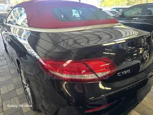 Mercedes-Benz C180 2018 Matt Black