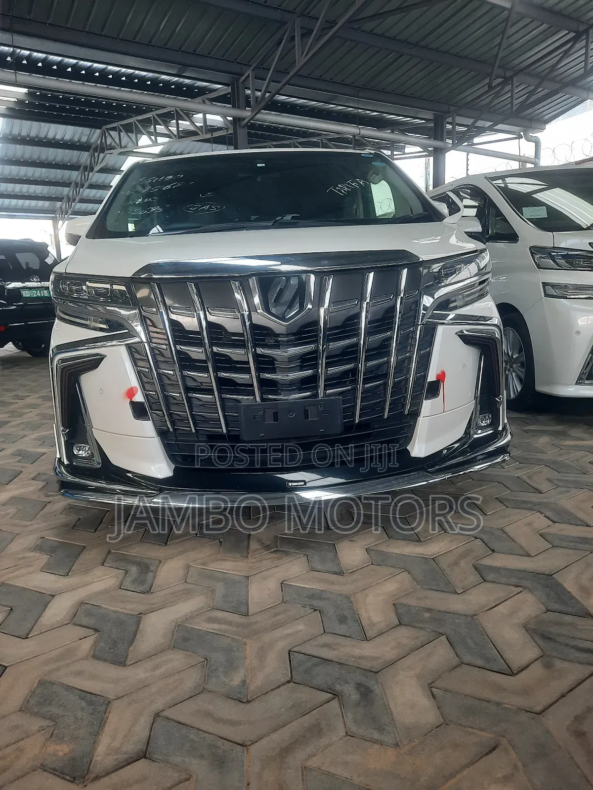 Toyota Alphard 2.5 Petrol FWD 2018 White