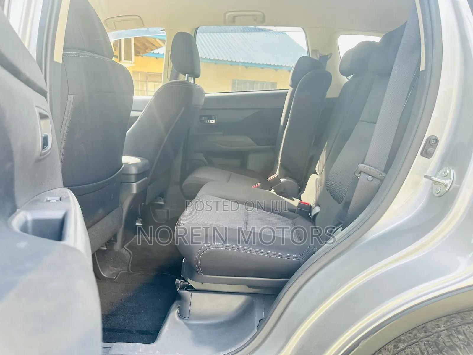 Mitsubishi Outlander 2018 Gold