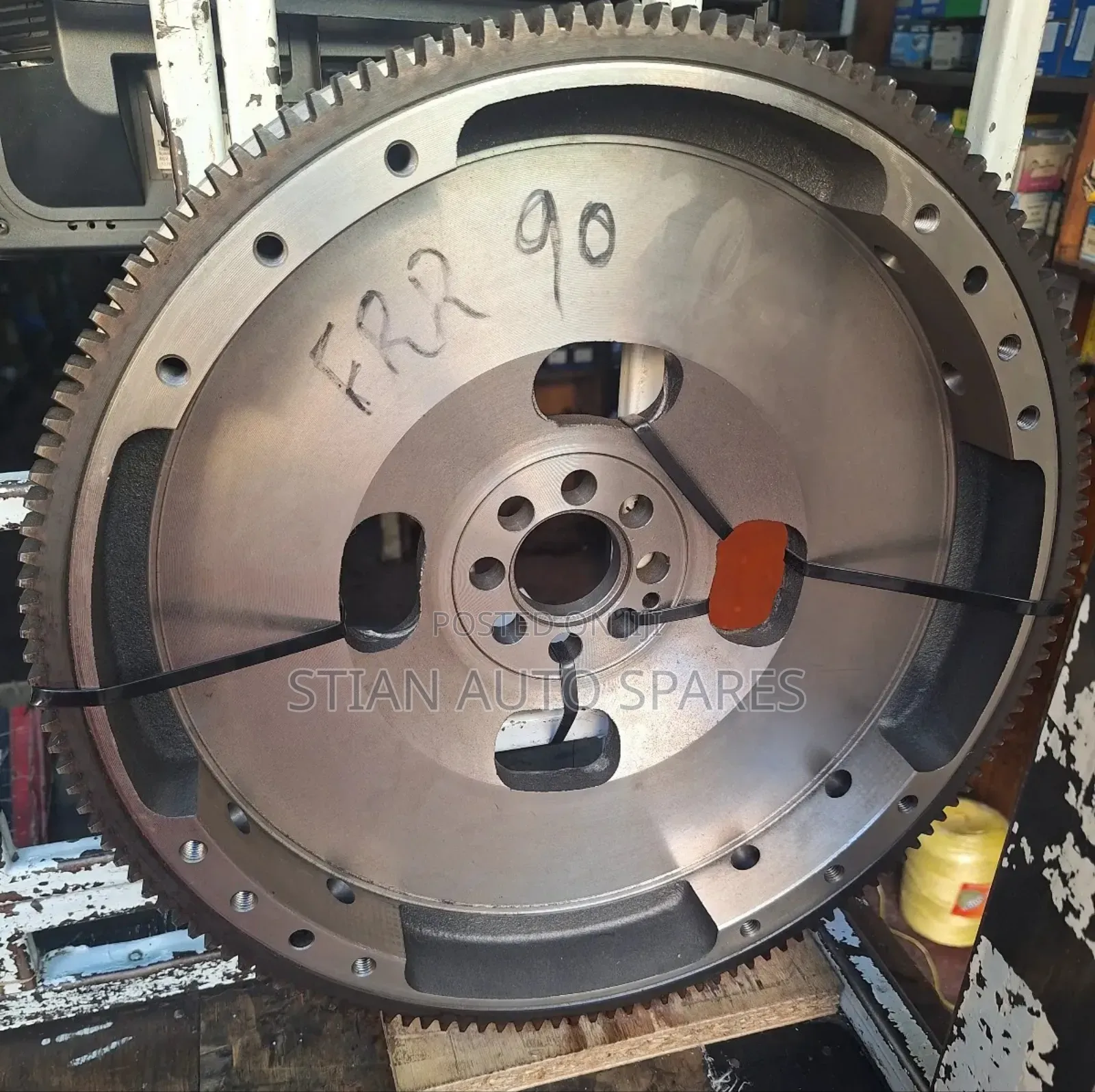 Isuzu FRR 90 Flywheel,Clutch Plate and Pressure Plate