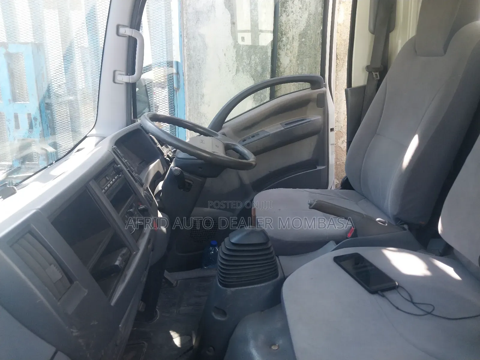 Isuzu Elf 3tonnes Manual Diesel