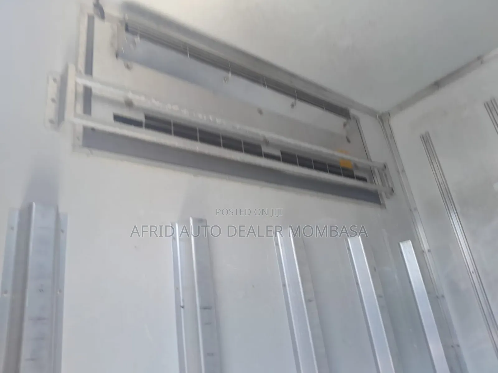 Isuzu Elf Freezer Body 3tonnes
