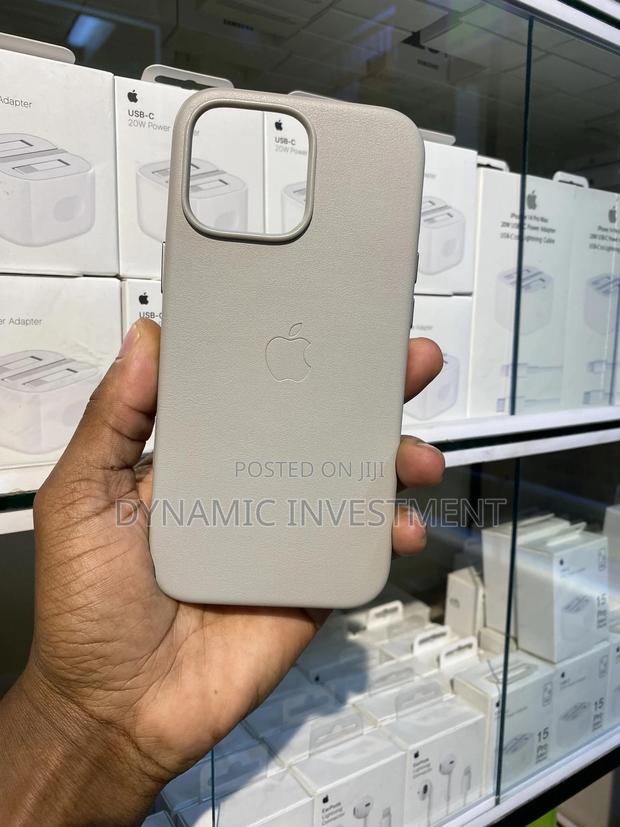 iPhone 16 Pro Max Leather Case/Cover With Magsafe - thumbnail 3