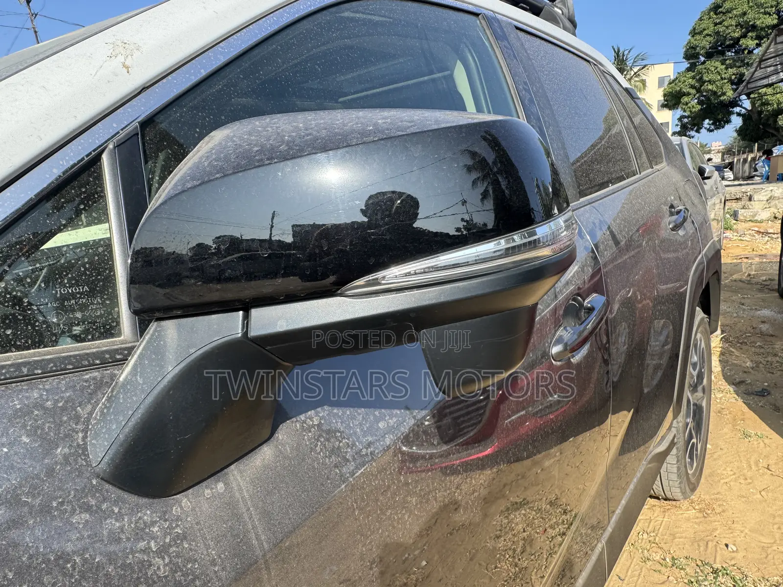 Toyota RAV4 XLE Premium FWD 2019 Gray