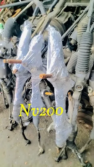 N V200 Steering Rack